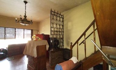 EXCELENTE CASA EN LOTE PROPIO CON 4 HABITACIONES, 2 BAÑOS, PATIO Y PARRILLAS