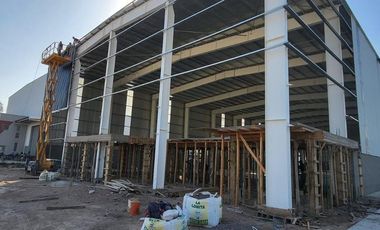 Se escuchan propuestas- Oportunidad REAL de inversión - Nave industrial en Parque industrial