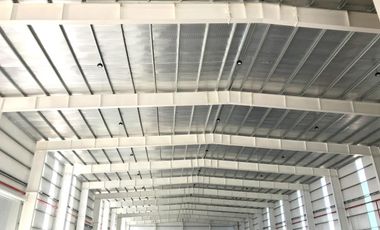 Se escuchan propuestas- Oportunidad REAL de inversión - Nave industrial en Parque industrial