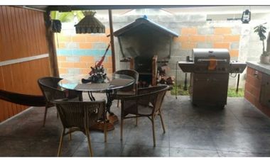 CASA DE PLAYA EN  SANTA CLARA SUPER BIEN UBICADA 900M2