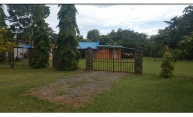 CASA DE PLAYA EN  SANTA CLARA SUPER BIEN UBICADA 900M2
