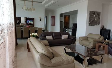 Apartemen Mewah Raffles Ciputra Furnished Bagus 4 BR