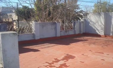 Departamento Tipo Casa en venta en Sarandi Oeste
