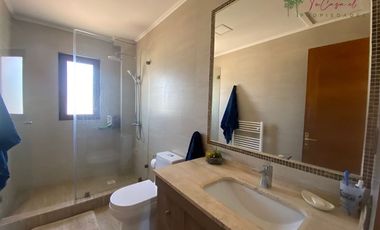 Espectacular casa venta 6d/5B quincho y 2 piscinas Oliveto