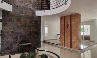 Se vende casa campestre en conjunto Altos de la Pradera