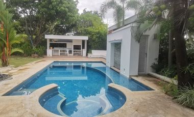 Se vende casa campestre en conjunto Altos de la Pradera