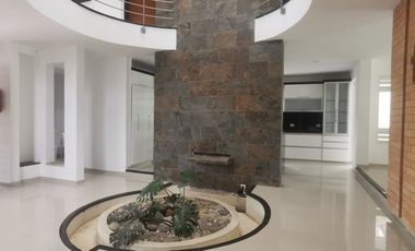 Se vende casa campestre en conjunto Altos de la Pradera