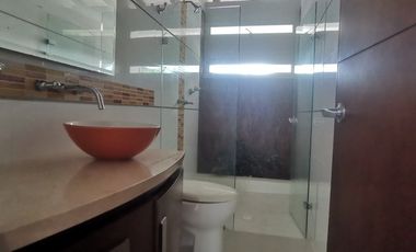 Se vende casa campestre en conjunto Altos de la Pradera