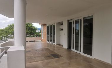 Se vende casa campestre en conjunto Altos de la Pradera