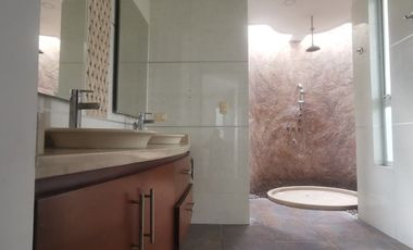 Se vende casa campestre en conjunto Altos de la Pradera