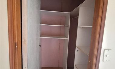 Arriendo Casa 3D 2B Sala de Estar 1 Estac. Techado UF 3.321