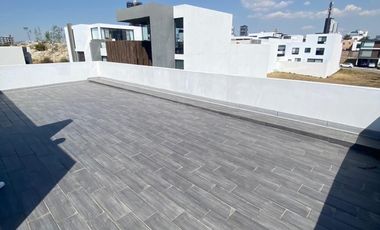 CASA EN RENTA MODERNA EN LOMAS DE ANGELOPOLIS