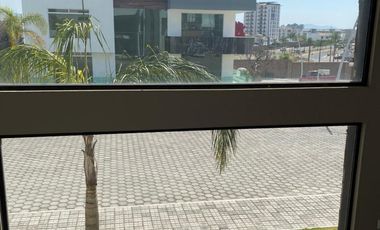 CASA EN RENTA MODERNA EN LOMAS DE ANGELOPOLIS