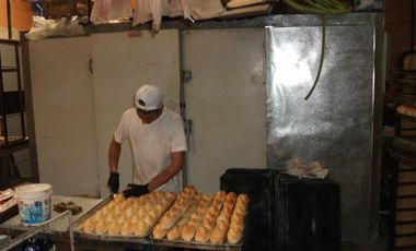 LOCAL CON PROPIEDAD EN PLANTA ALTA,GARAGE Y TERRAZA