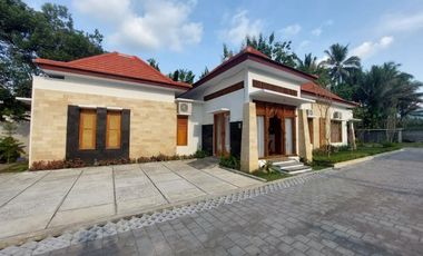 VILLA MEWAH TERMURAH DEKAT CANDI BOROBUDUR FURNISHED KAWASAN ARTIS
