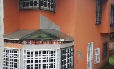 SE VENDE hermosa y amplia casa en Huitzilac, Morelos