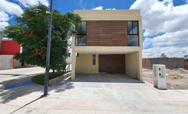 Zibari: Casa en renta $12,000 | San Luis Potosí