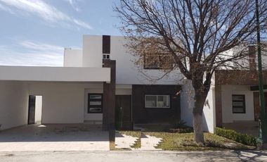 CASA EN VENTA EN RESIDENCIAL SAN ARMANDO TORREÓN, COAHUILA