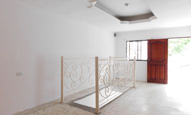 casa en venta en villa de las moras. Cod V93310