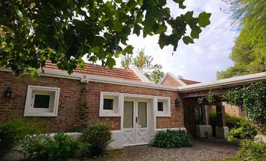Casa en venta en Las Praderas de Lujan