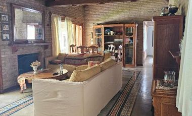 Casa en venta en Las Praderas de Lujan