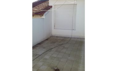 EN BLOCK 2 PH JUNTOS O SEPARADOS EN PLANTA BAJA Y PLANTA ALTA C/SUBDIV. TERMINADA APTO COMERCIAL