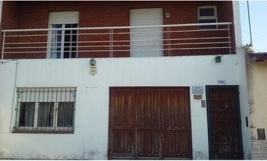 EN BLOCK 2 PH JUNTOS O SEPARADOS EN PLANTA BAJA Y PLANTA ALTA C/SUBDIV. TERMINADA APTO COMERCIAL