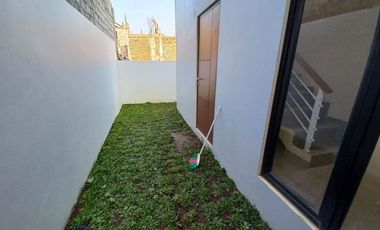RUMAH MEWAH 2 LANTAI SELATAN TERMINAL GIWANGAN JOGJA