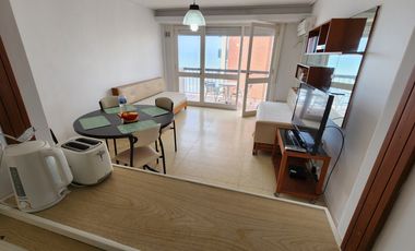 Dos ambientes Zona Varese con vista al mar, Balcon terraza.