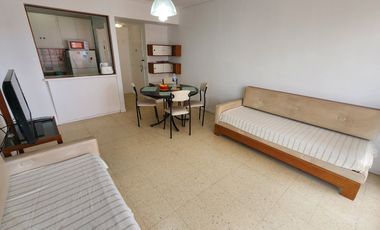 Dos ambientes Zona Varese con vista al mar, Balcon terraza.