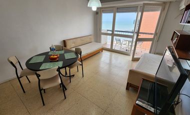 Dos ambientes Zona Varese con vista al mar, Balcon terraza.