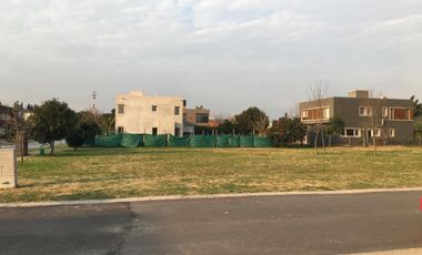 Venta lote en Brisas de Adrogué