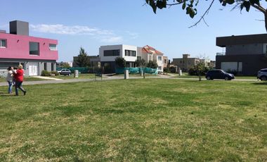 Venta lote en Brisas de Adrogué