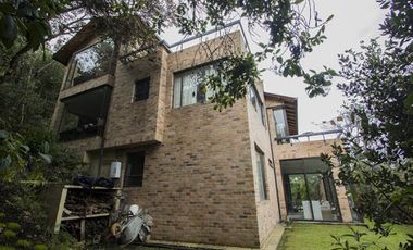 VENTA de CASAS en LA CALERA