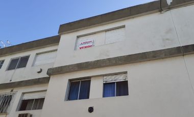Departamento en venta en Ezpeleta Oeste