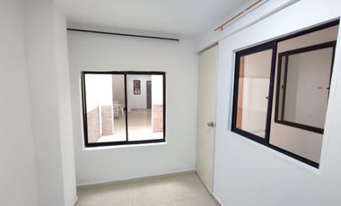 casa en arriendo en la sebastiana. Cod A59135
