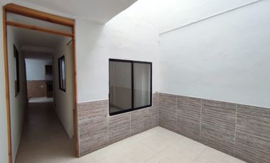 casa en arriendo en la sebastiana. Cod A59135