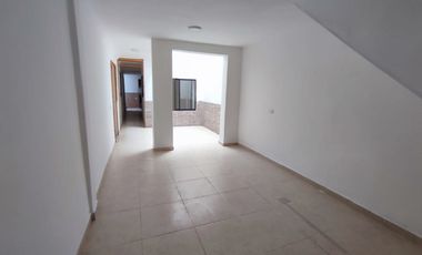 casa en arriendo en la sebastiana. Cod A59135
