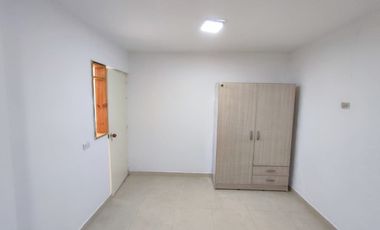 casa en arriendo en la sebastiana. Cod A59135