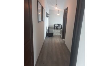 SEA Confiable Vende PH Vista del Mar Av Balboa 2 Recamaras