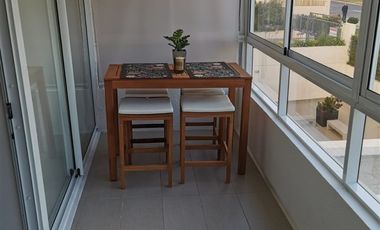 Depto amoblado 2 dorm con 2 Estacionamientos y Bodega