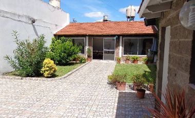 Casa en venta en Lanus Oeste