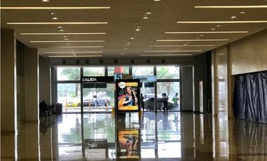 SEA Confiable Alquila Local  Westland  Mall, 124.50 M2