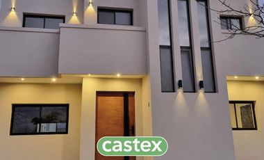 Casa en venta a estrenar con piscina en Araucarias - Puertos