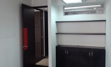 oficina en arriendo/venta en el nogal. Cod A209