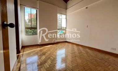 apartamento en arriendo en la salle. Cod A775807