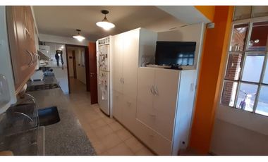 Duplex 4 ambientes con garage doble paralelo