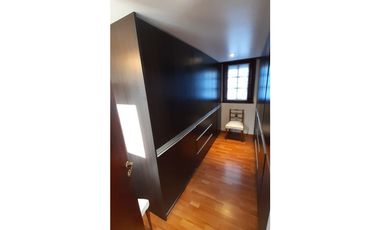 Duplex 4 ambientes con garage doble paralelo
