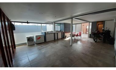 Duplex 4 ambientes con garage doble paralelo