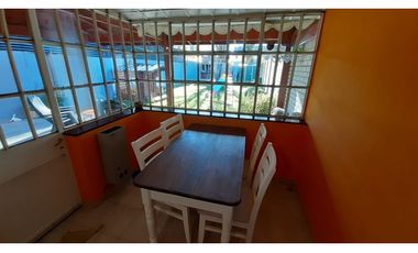 Duplex 4 ambientes con garage doble paralelo